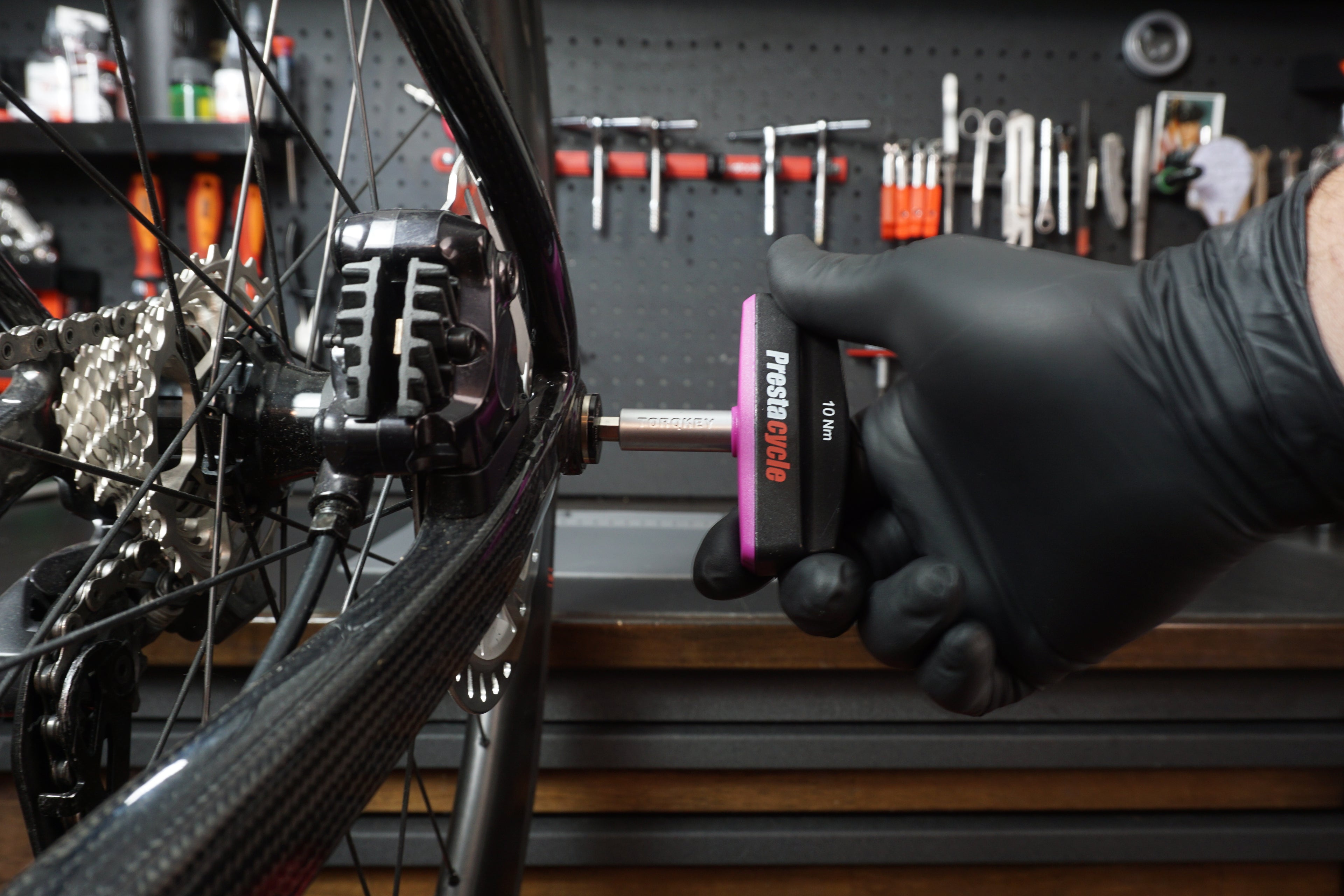 Pro TorqKeys - T - Handle Torque Tool - 4Nm, 5Nm, 6Nm, 8Nm, 10Nm, 12Nm + 18 Bits Bundle - Prestacycle